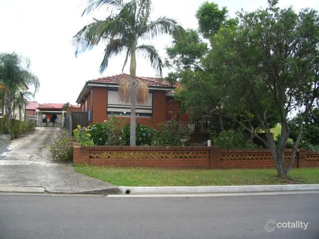 1 Benelong Ave, Smithfield, NSW 2164
