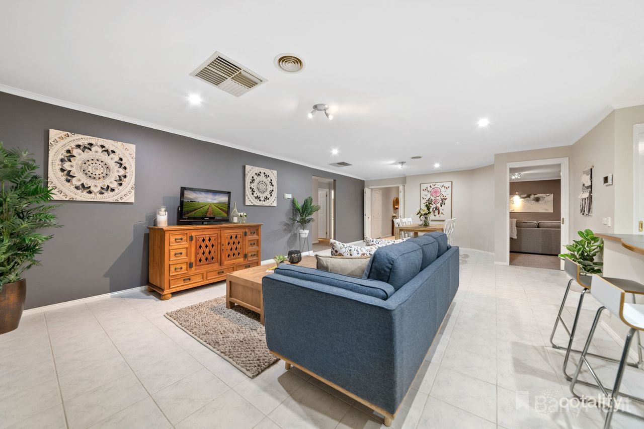 30 Caulfield Ct, Narre Warren, VIC 3805