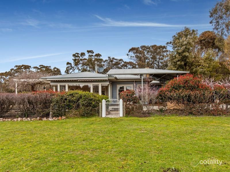 370 Mcgintys Lane, Glenaroua, VIC 3764