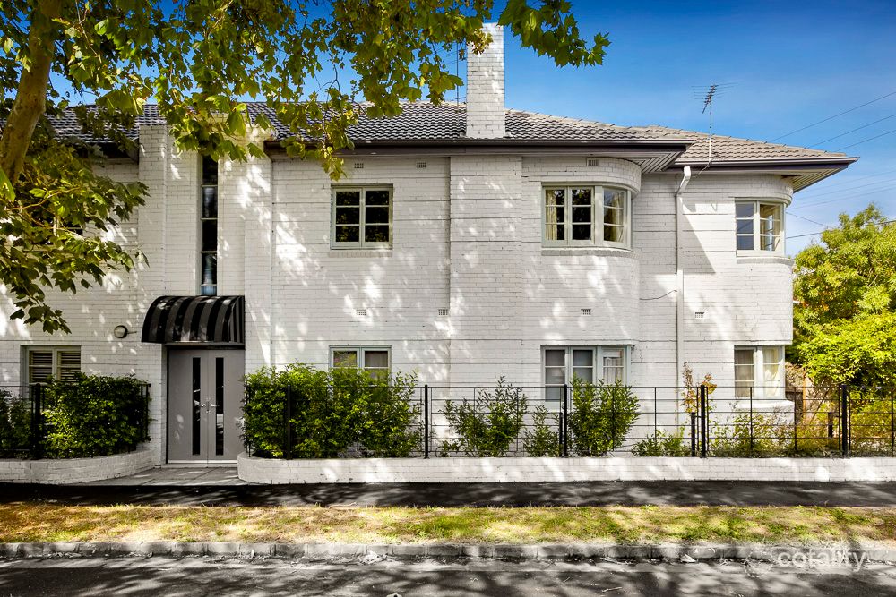 4/60 Dickens St, Elwood, VIC 3184