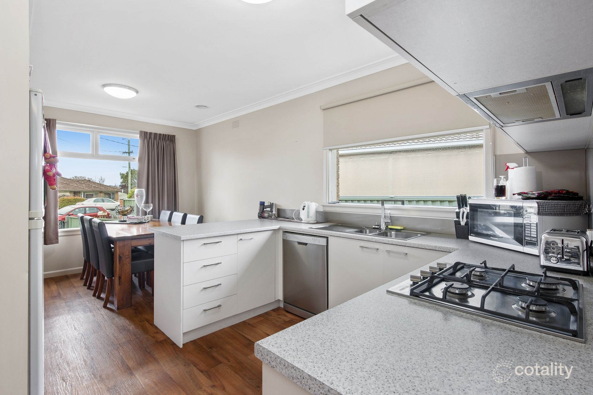 337 Forest St, Wendouree, VIC 3355