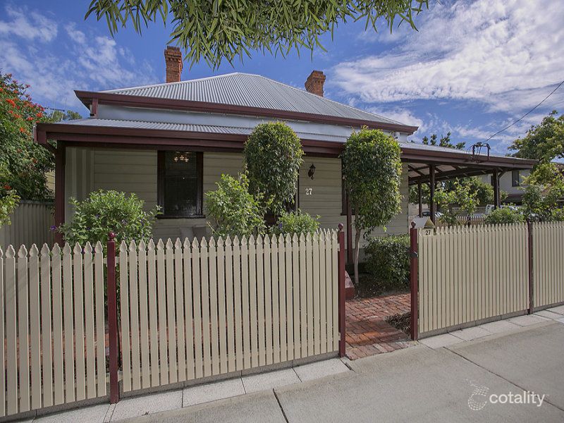 27 Gloucester St, Victoria Park, WA 6100