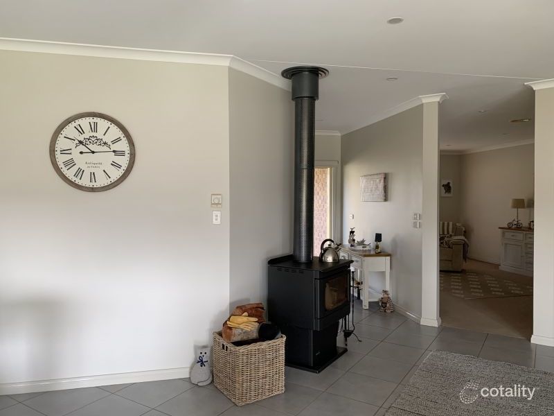 66 Gonn Ave, Murrabit, VIC 3579