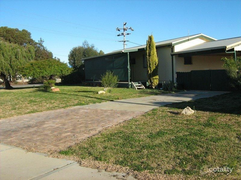 86 Cockram St, Lancelin, WA 6044