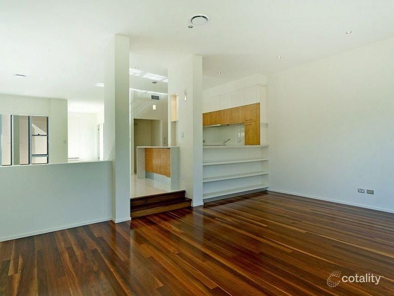 7006b Vista Dr, Benowa, QLD 4217