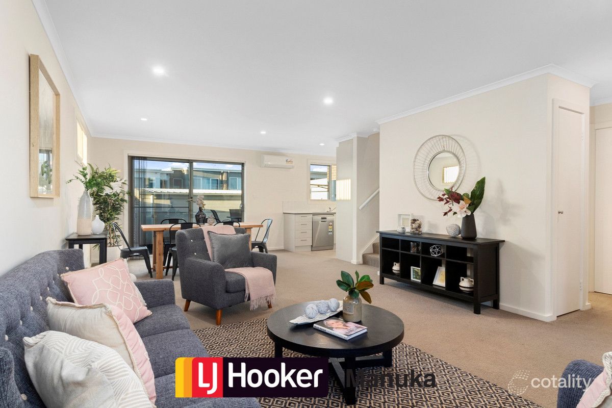 50/10 Gifford St, Coombs, ACT 2611