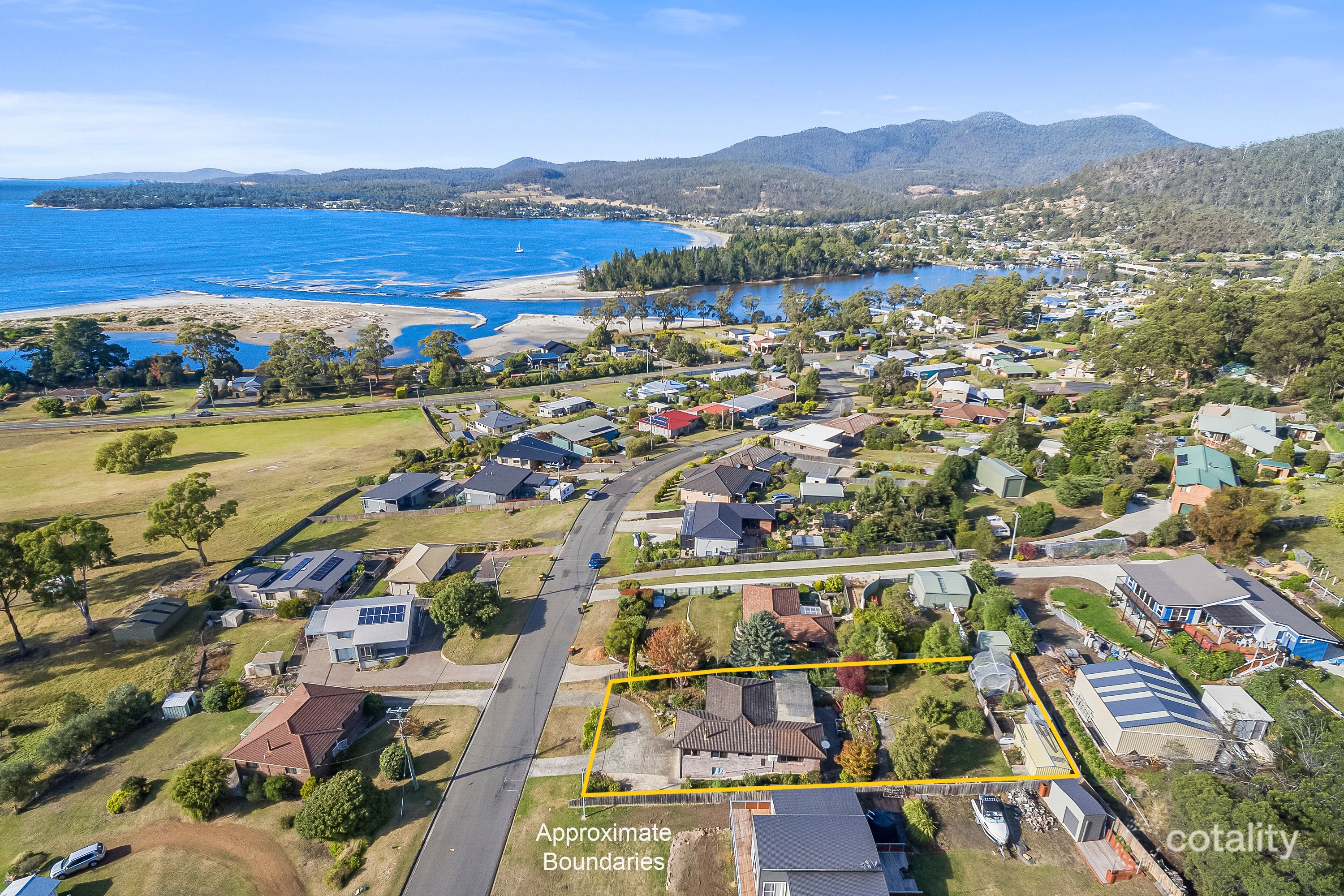 29 Alma Rd, Orford, TAS 7190