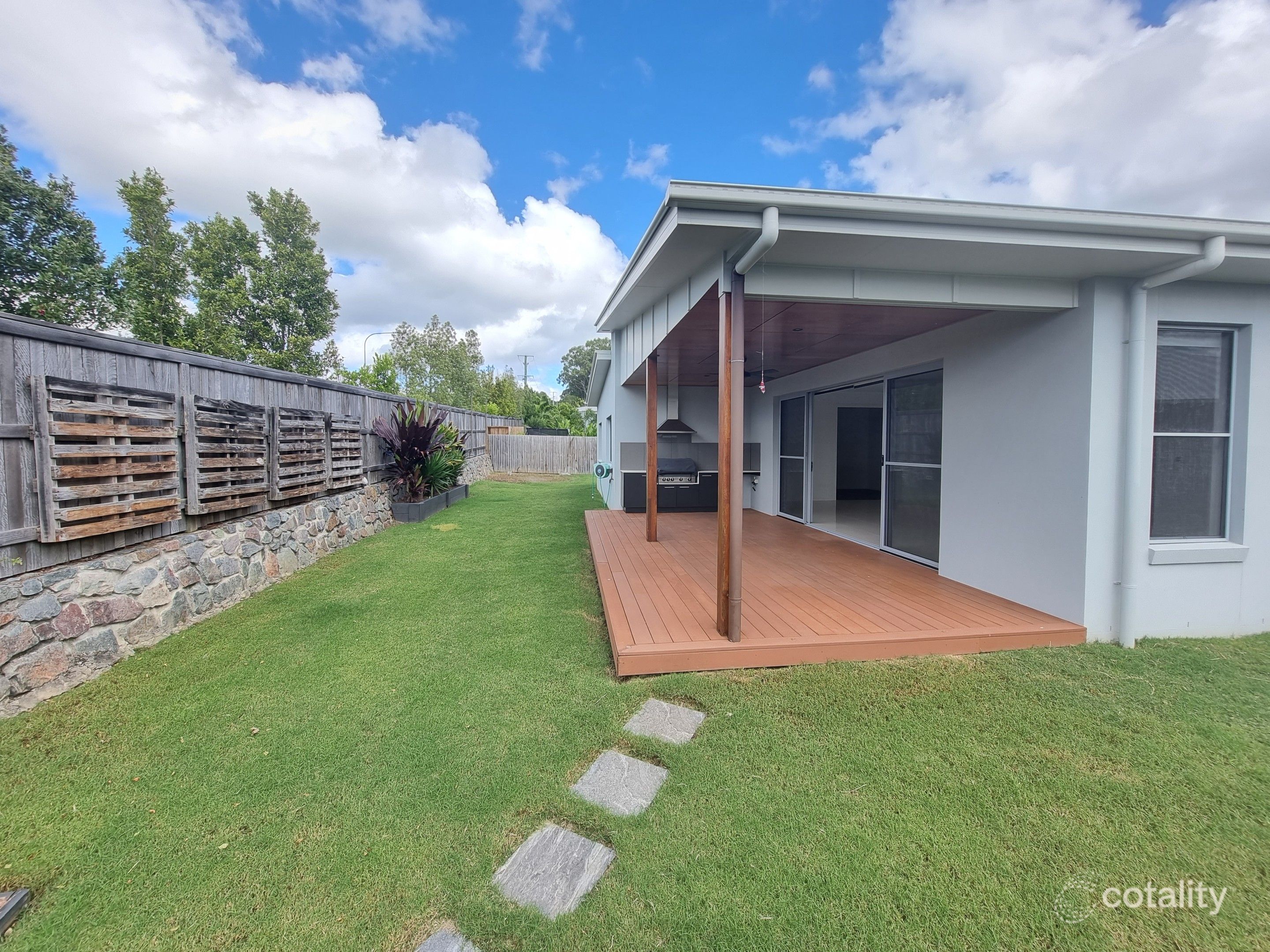 24 Ariel Pl, Bli Bli, QLD 4560