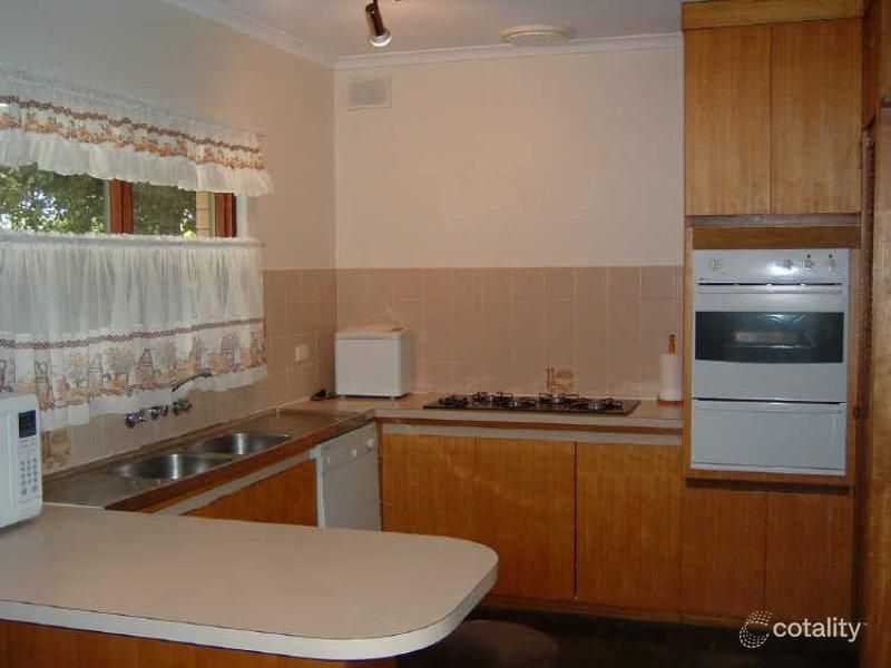 18 Ellaway Ave, North Haven, SA 5018