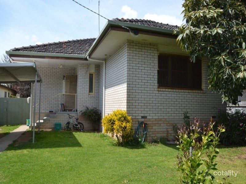 36 Wallis St, Seymour, VIC 3660