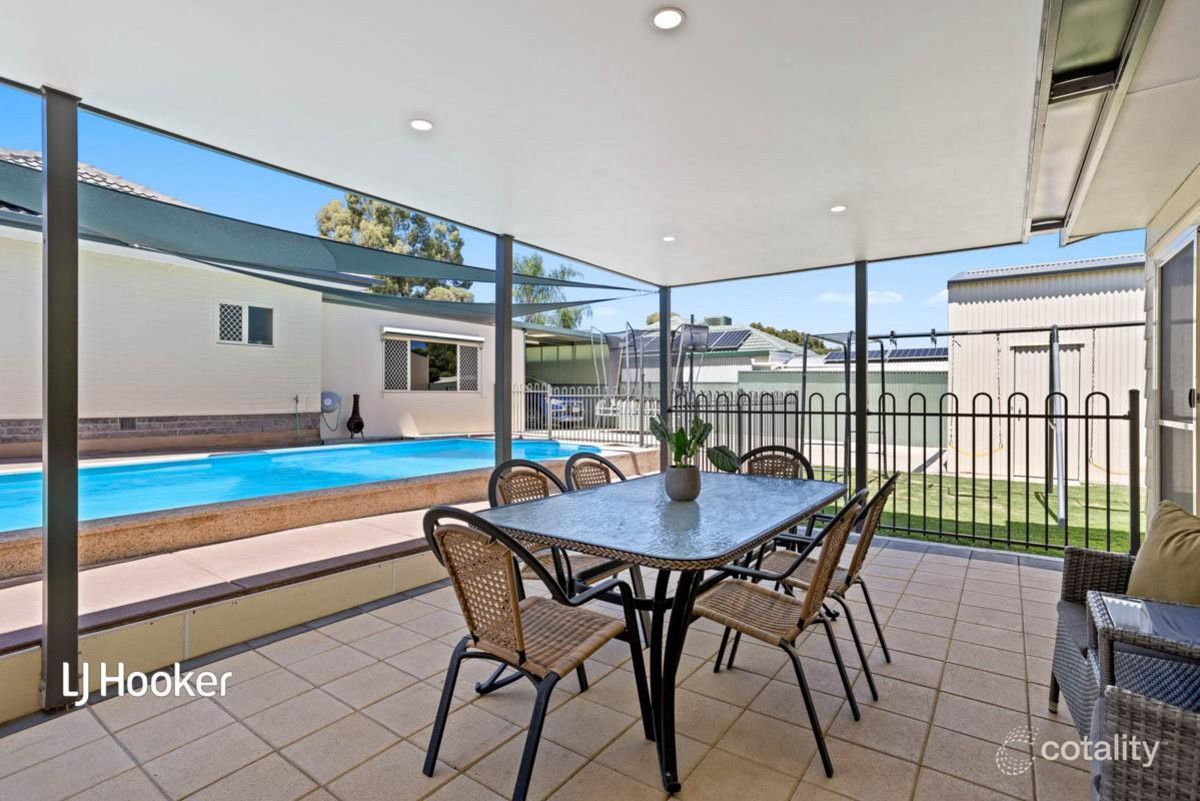 38 Todd Rd, Para Hills, SA 5096