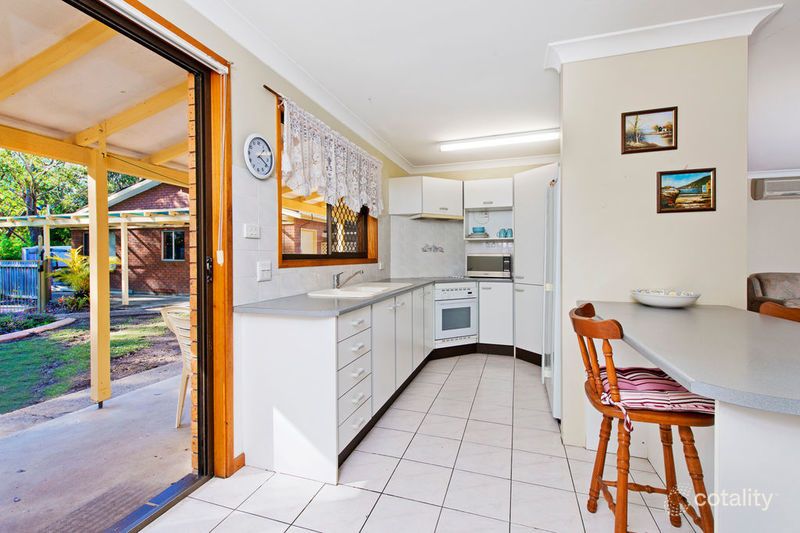 38 Evans St, Lake Cathie, NSW 2445