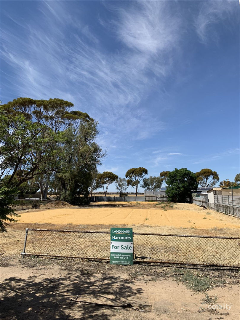 68 Forrest St, Kellerberrin, WA 6410