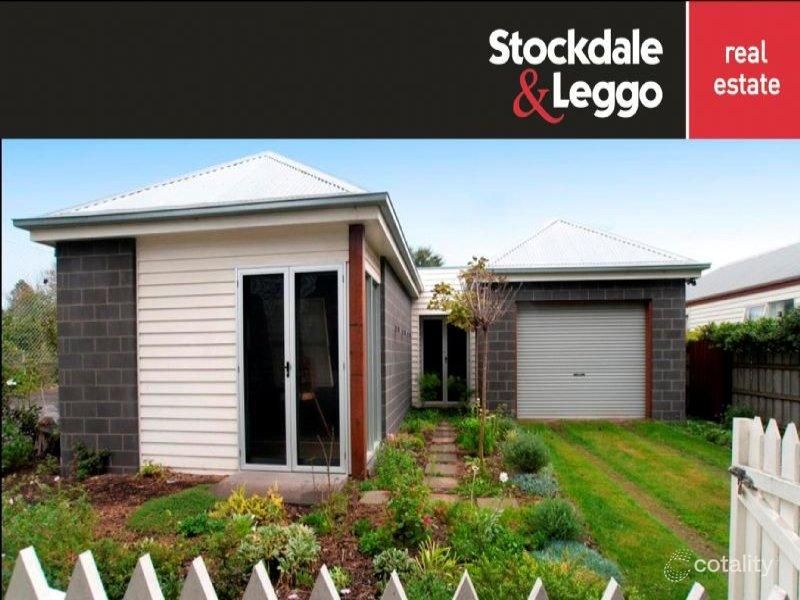 24 Wishart St, Port Fairy, VIC 3284