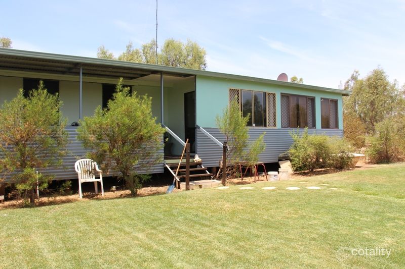 2236 Bindi Bindi-Toodyay Rd, Bejoording, WA 6566