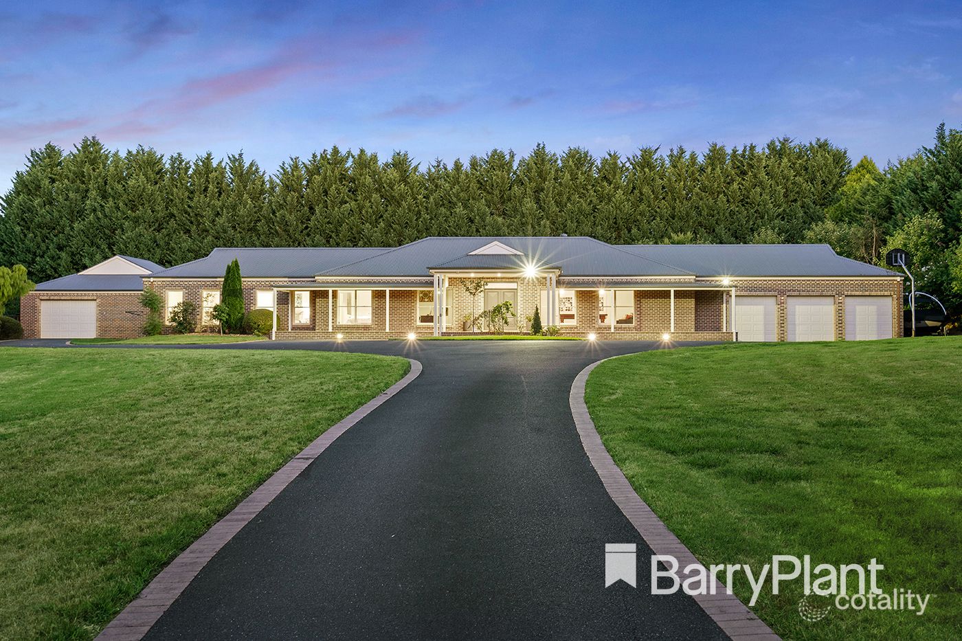 57a Wellington Rd, Wandin North, VIC 3139