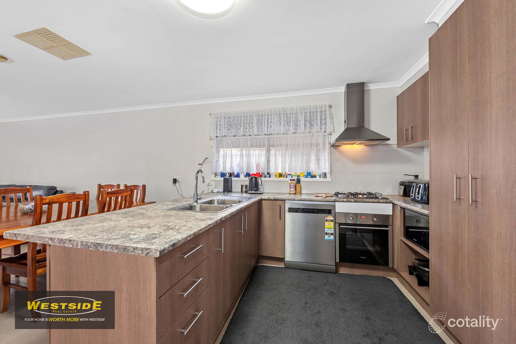 1/124 Central Ave, Altona Meadows, VIC 3028