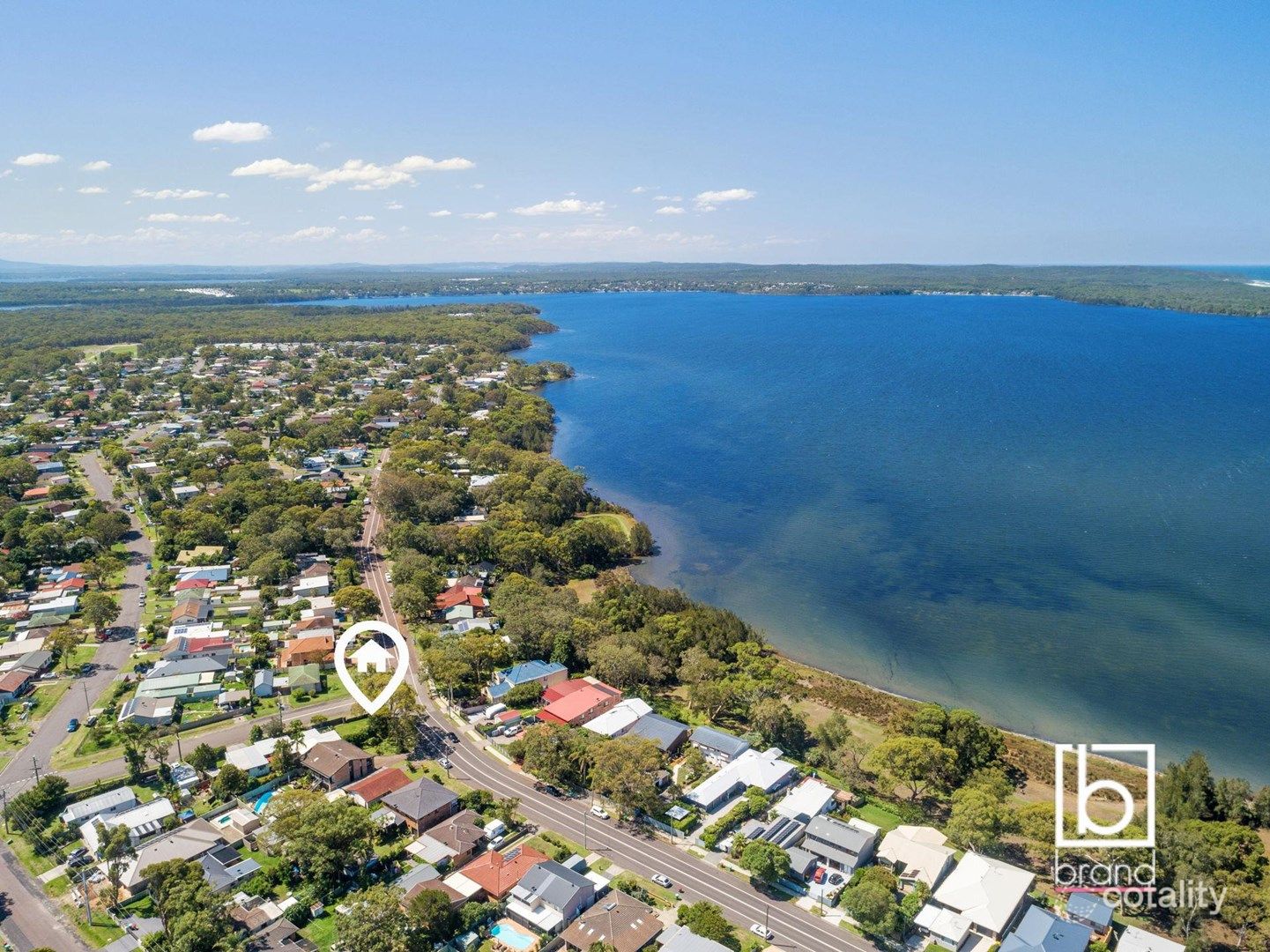 64 Sunrise Ave, Budgewoi, NSW 2262