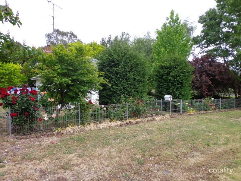 39 Burchett St, Penshurst, VIC 3289