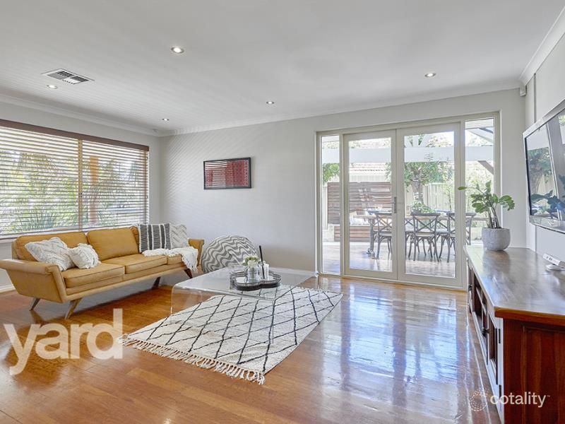 18 Harrison St, Willagee, WA 6156