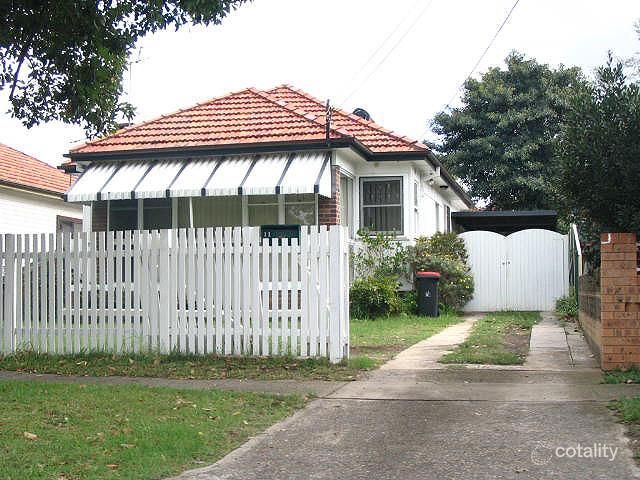 9 Wales St, Greenacre, NSW 2190