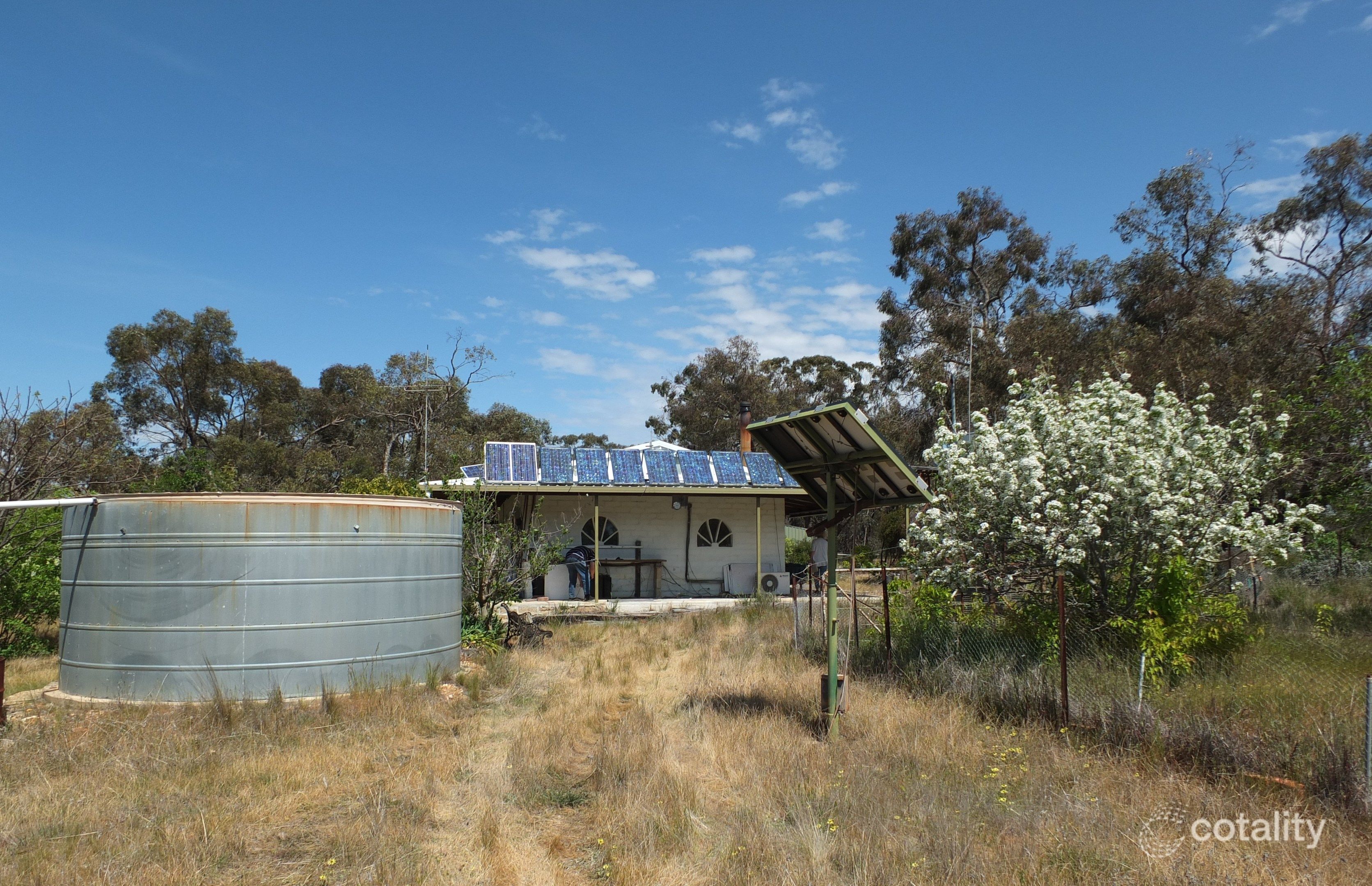 36 Racecourse Rd, Stuart Mill, VIC 3477