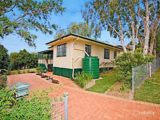 2 Fingal St, Tarragindi, QLD 4121