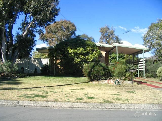 8 Burton Ave, Moorebank, NSW 2170