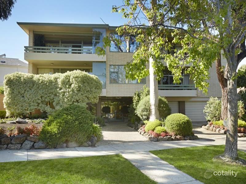 18/30 Lansell Rd, Toorak, VIC 3142