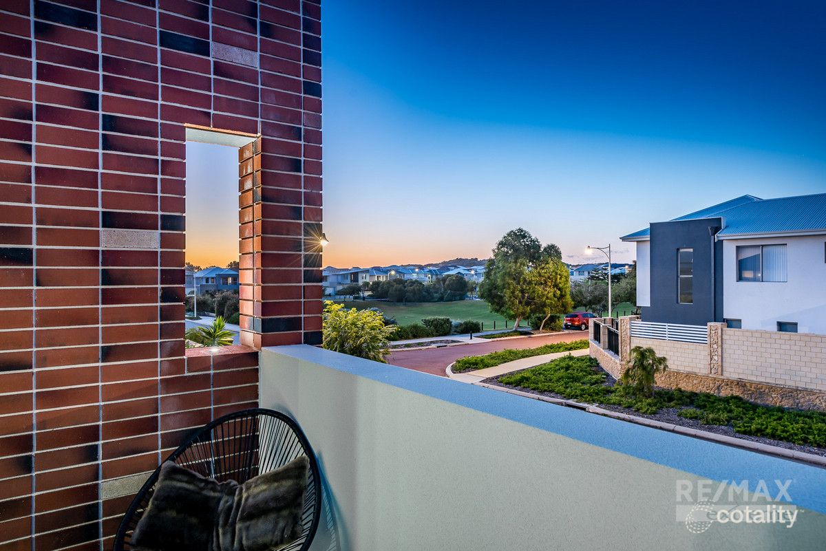 30 Mcintyre Ave, Burns Beach, WA 6028