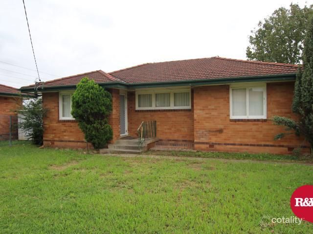 31 Goroka St, Whalan, NSW 2770