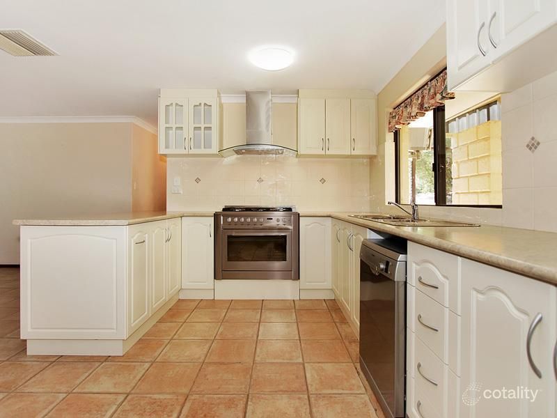 19 Onyx Rd, Mount Richon, WA 6112