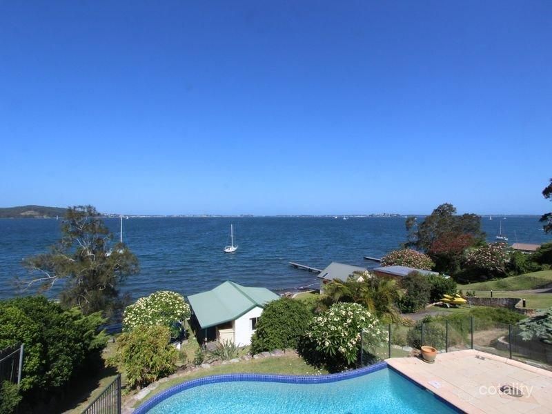 130 Skye Point Rd, Coal Point, NSW 2283