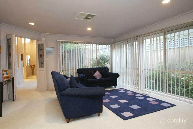 14 Yellowstone Cl, Rowville, VIC 3178