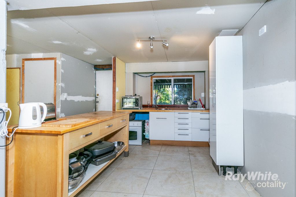 47 Aquarius Dr, Kingston, QLD 4114