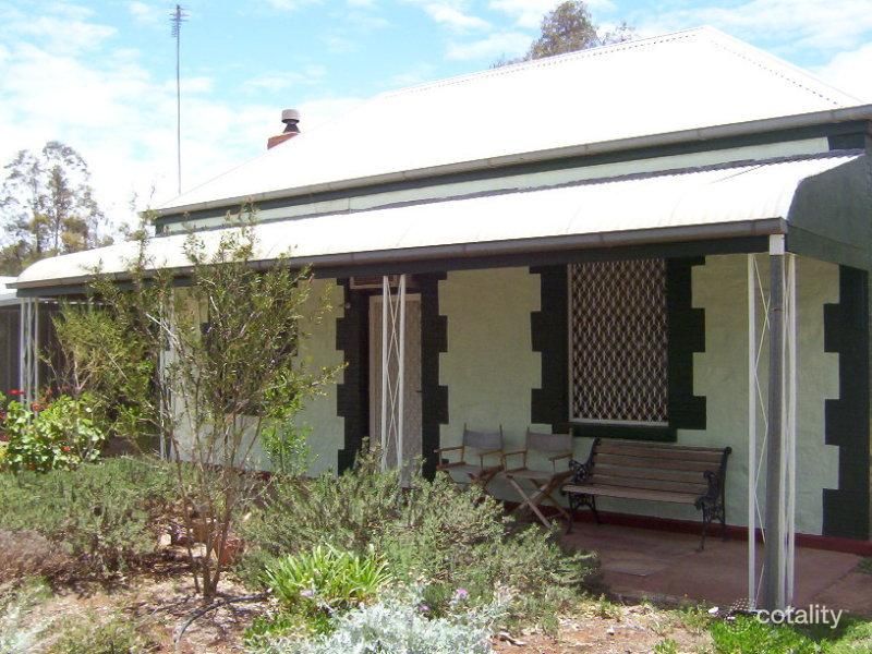 5 Williams St, Quorn, SA 5433
