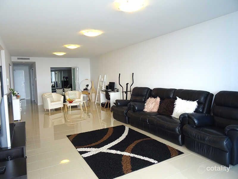 806/15 Compass Dr, Biggera Waters, QLD 4216