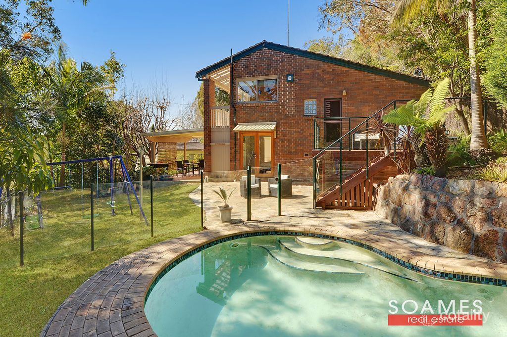 33 Orana Ave, Hornsby, NSW 2077