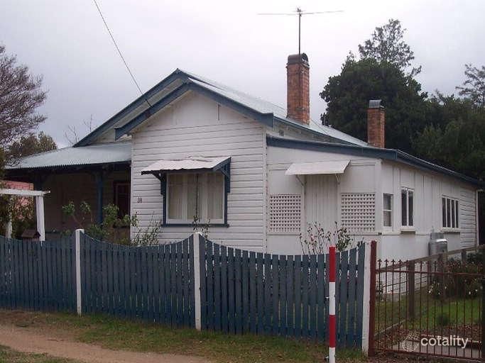 38 Bannockburn Rd, Inverell, NSW 2360