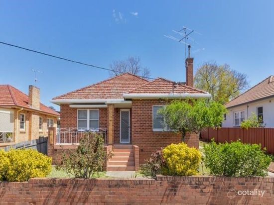 79 Phillip St, West Tamworth, NSW 2340