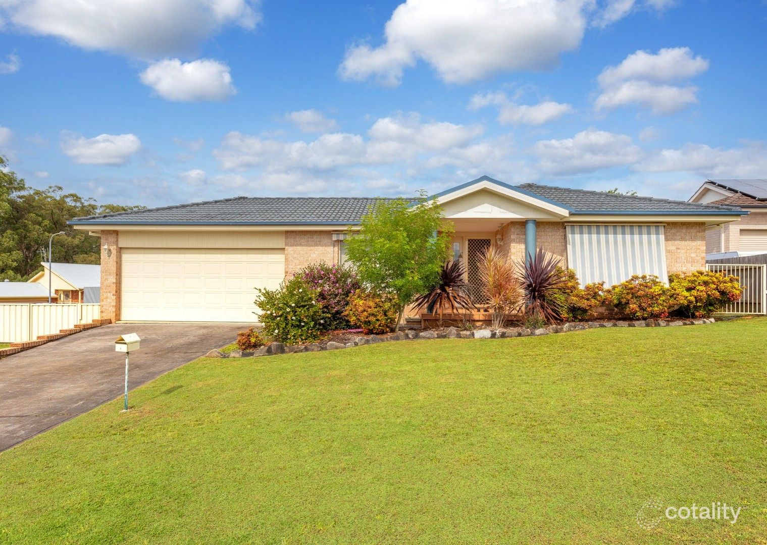 1 Snoewood St, Old Bar, NSW 2430