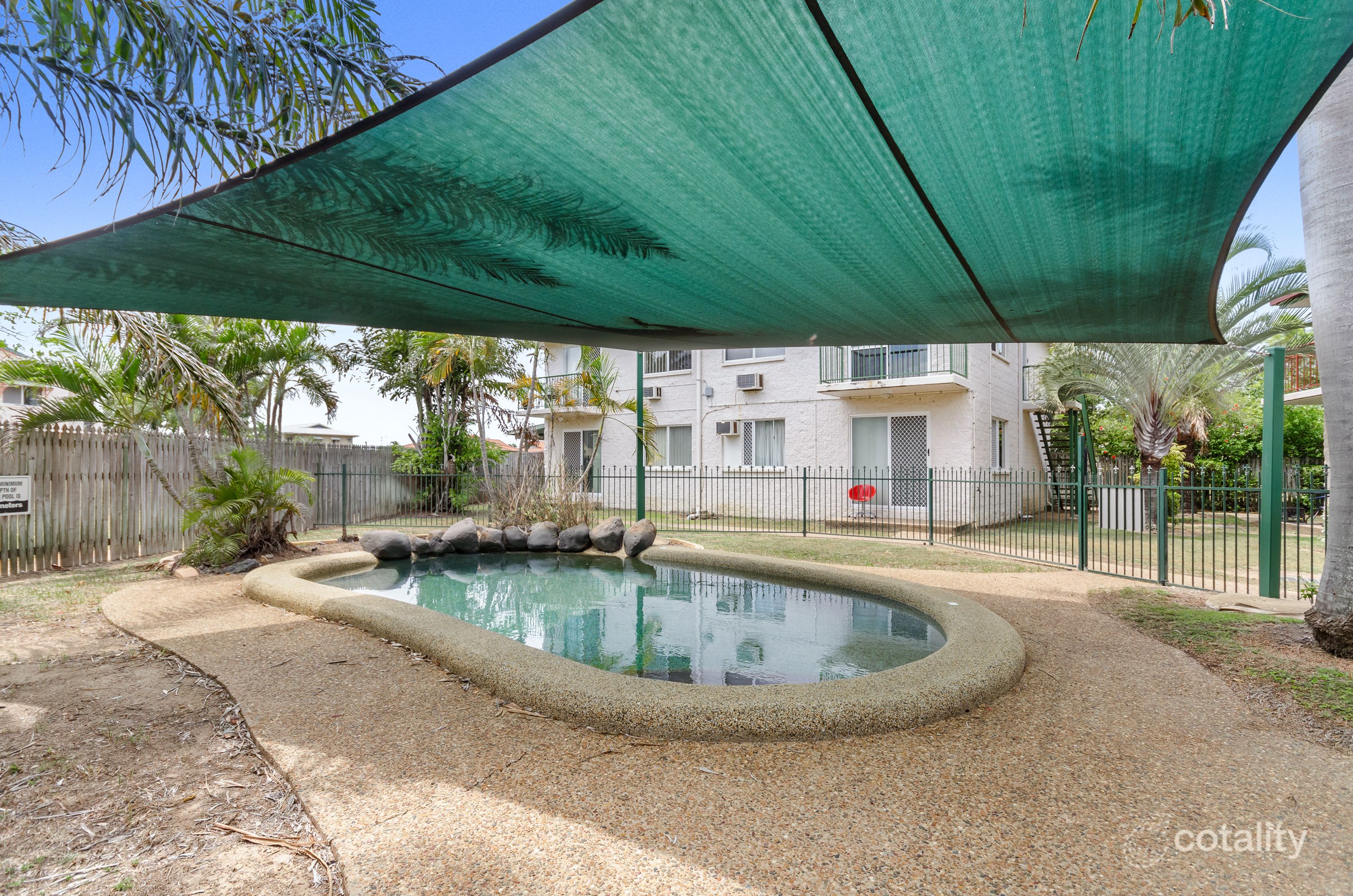 18/36-38 Henry St, West End, QLD 4810