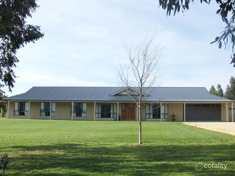19 Lorimer Rd, Naracoorte, SA 5271