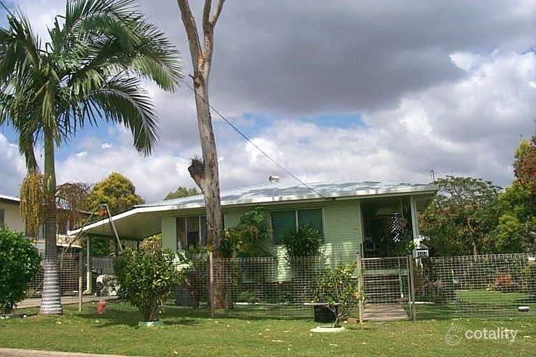 304 Saunders St, Koongal, QLD 4701