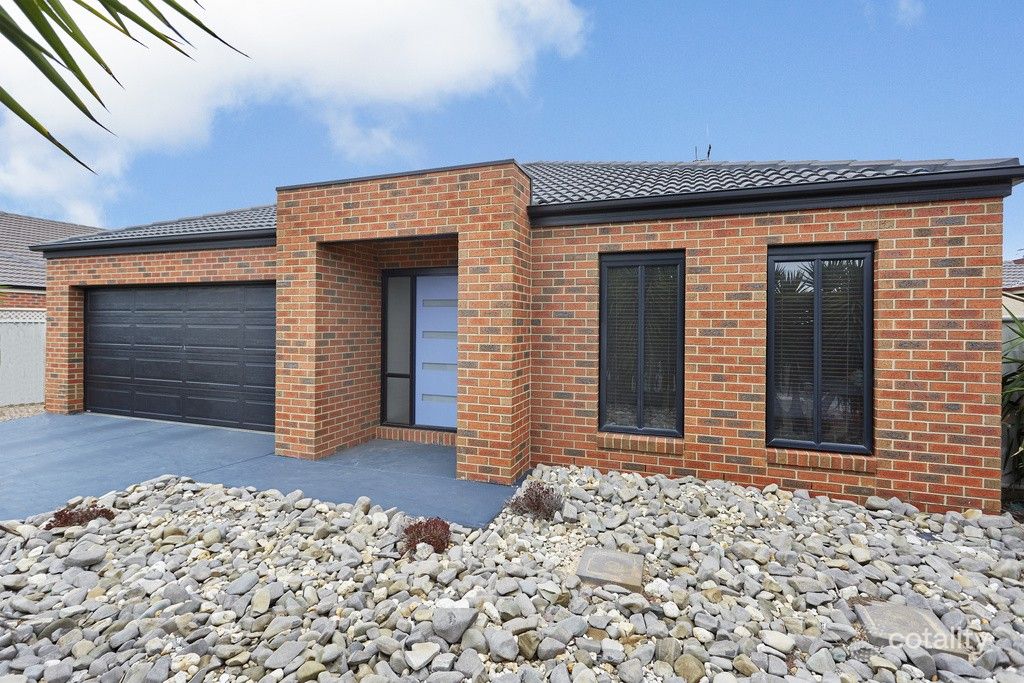 13 Manna Gum Dr, Epsom, VIC 3551