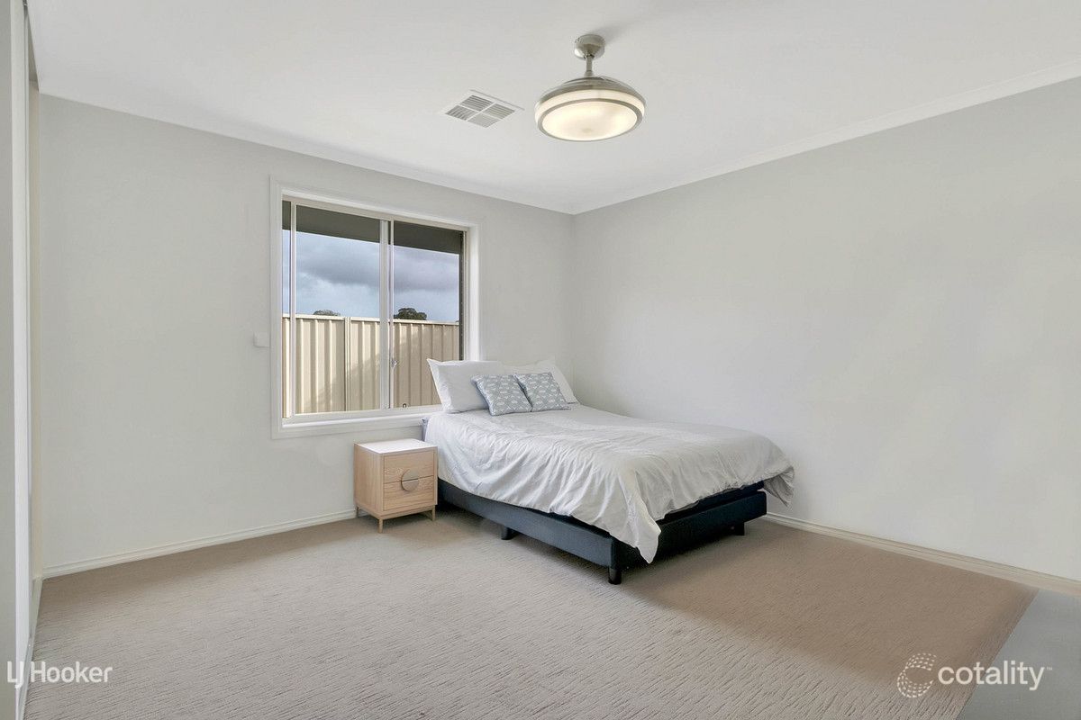 1 Scarfo Dr, Salisbury Downs, SA 5108