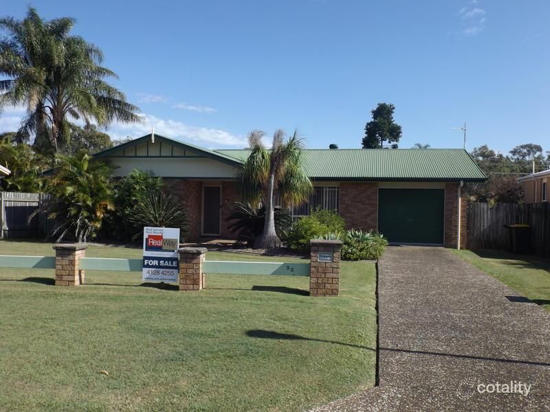 33 Saint Andrews Dr, Pialba, QLD 4655