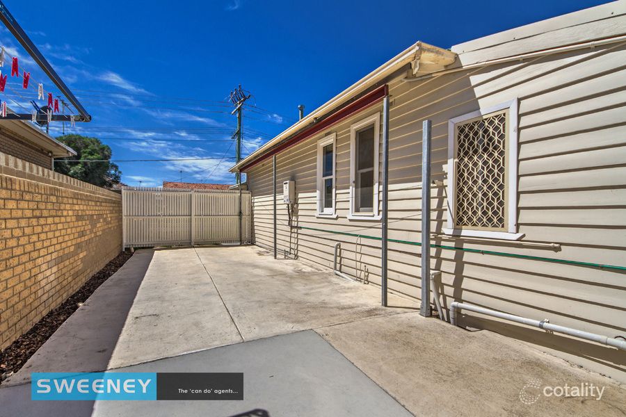 11 Kororoit St, Albion, VIC 3020