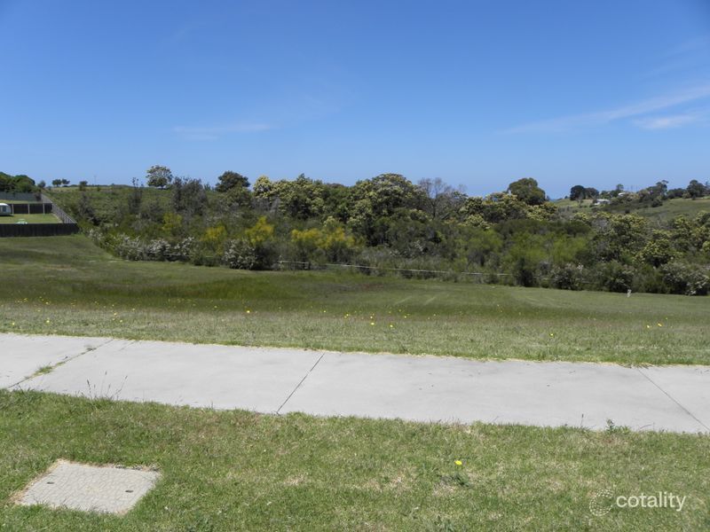 6 Riviera Ct, Lakes Entrance, VIC 3909