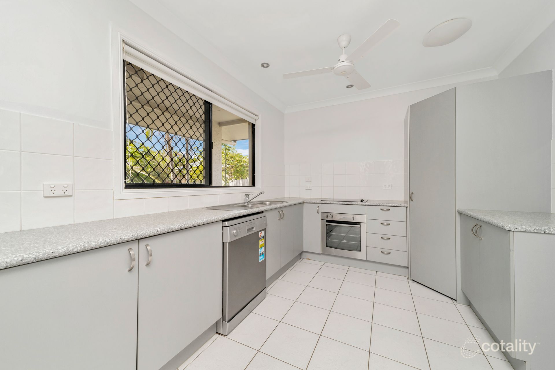10 Amy Ct, Kelso, QLD 4815